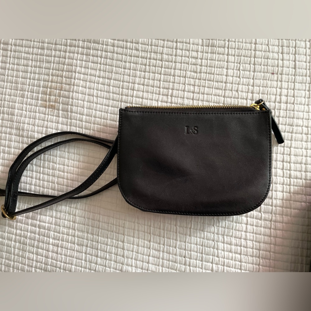 Lo & Sons Waverley 2 Crossbody Black/ grey Leather Bag size small